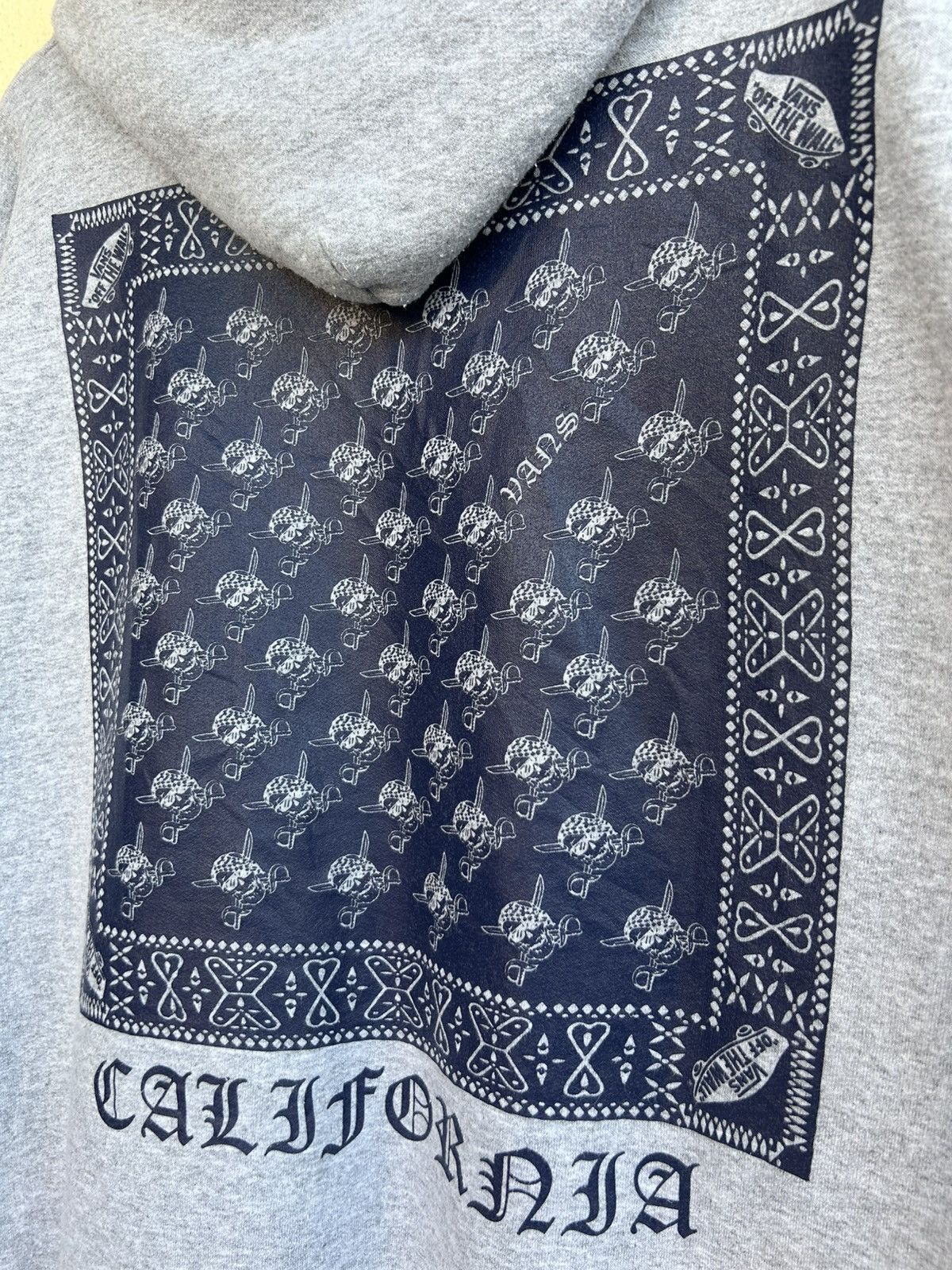 Vans Vintage Vans California Bandana Printed Hoodie Size US L / EU 52-54 / 3 - 8 Thumbnail