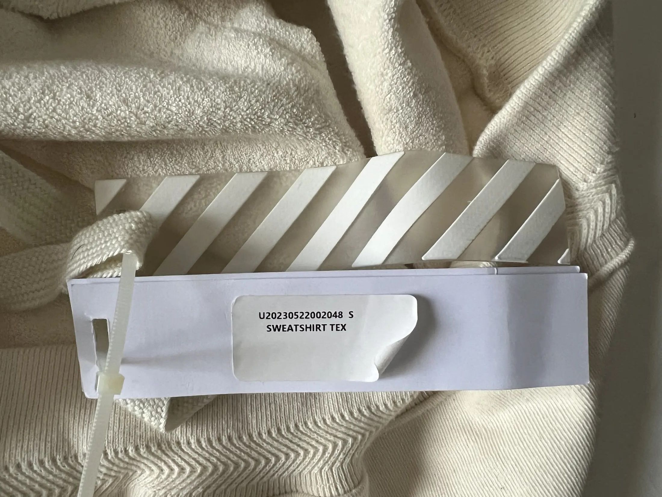 Off-White Off-White Sweatshirt Hoodie Size US S / EU 44-46 / 1 - 15 Thumbnail