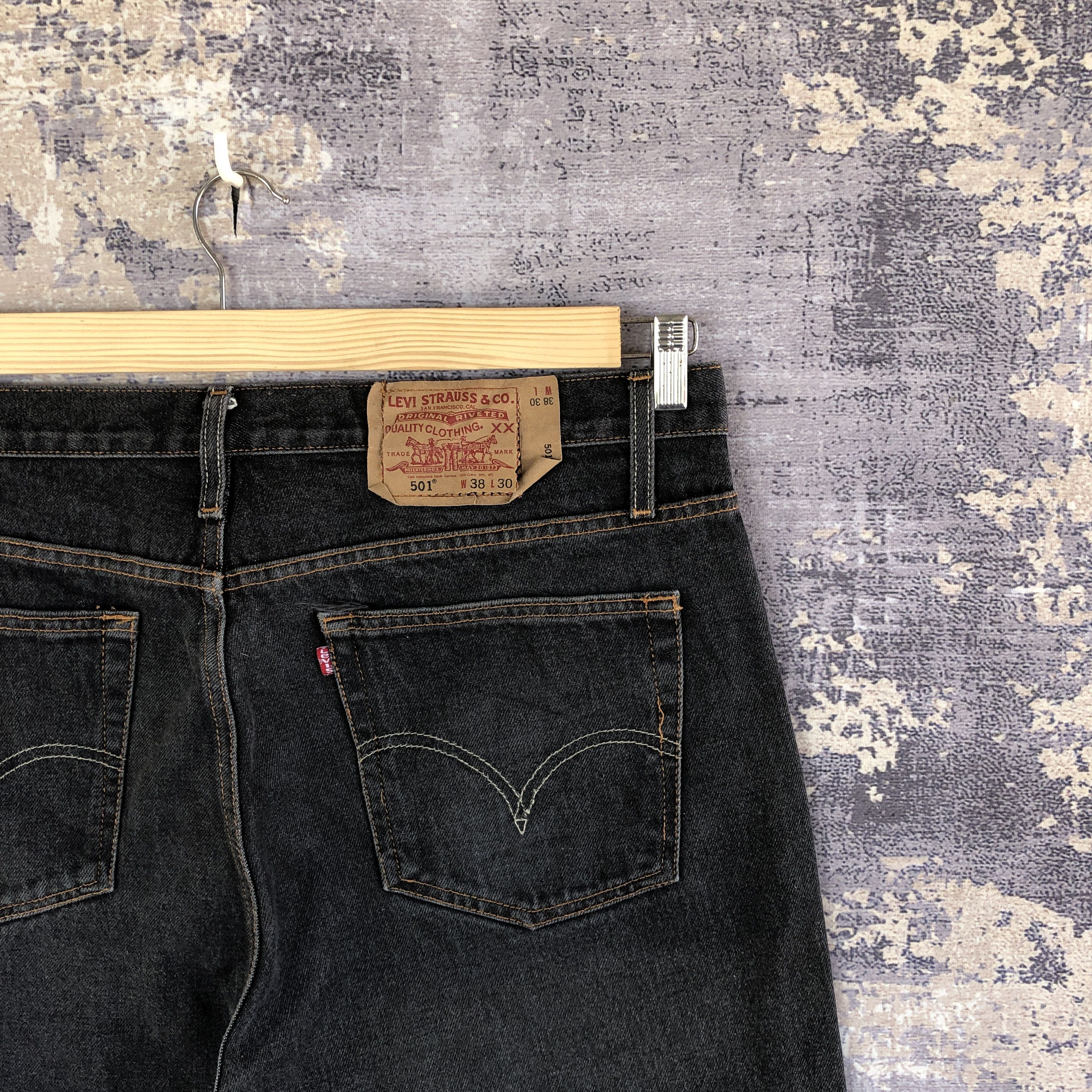 Levi's Vintage Levis 501 Ripped Jeans Levi's Faded Black Denim Size US 38 / EU 54 - 5 Thumbnail
