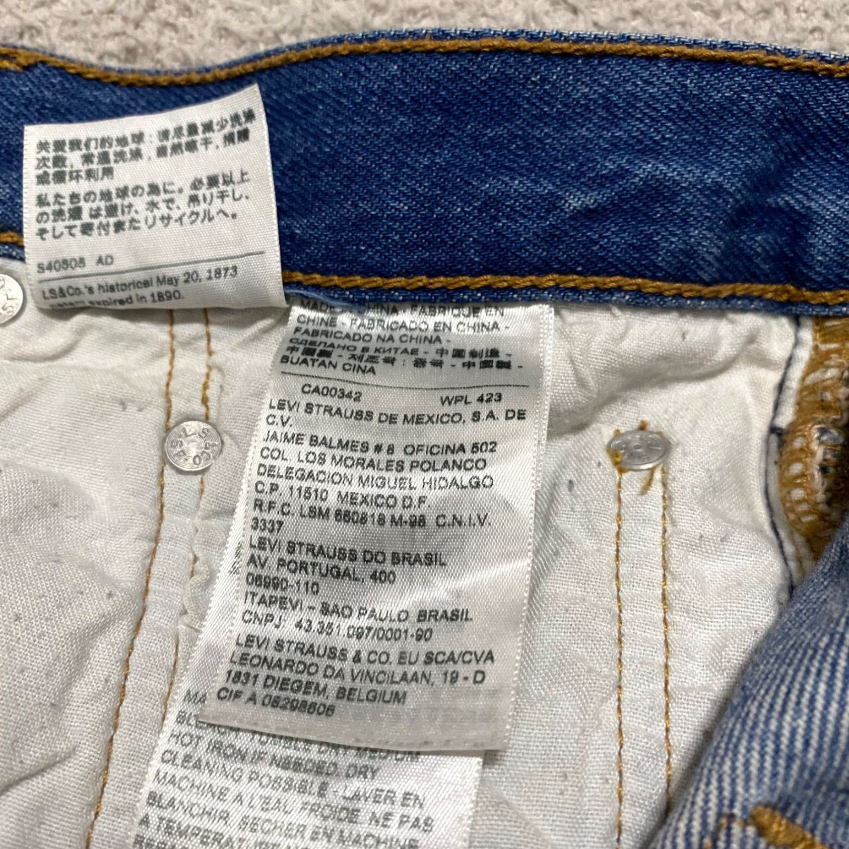 Levi's Levi's 501 Mens Jeans 29x32 Blue Denim Straight Medium Wash Distress Classic Fit Size US 30 / EU 46 - 7 Thumbnail