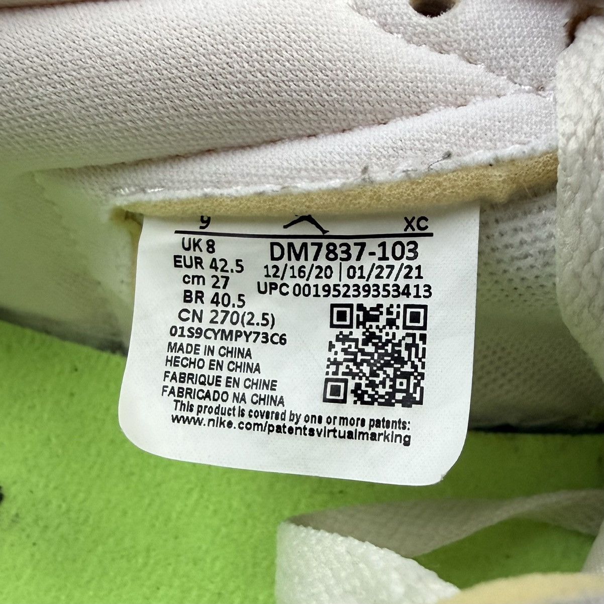 Nike Air Jordan 1 Low OG Ghost Green DM7837-103 Size US 9 / EU 42 - 6 Thumbnail