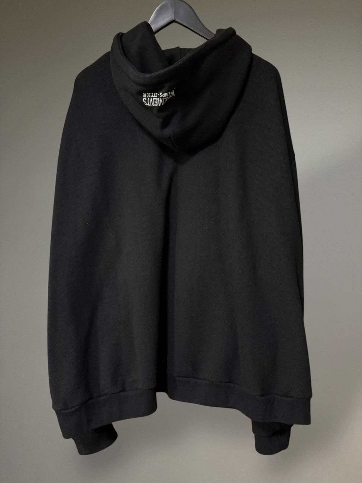 Vetements Vetements OG 2016 Titanic hoodie Size US XS / EU 42 / 0 - 2 Thumbnail