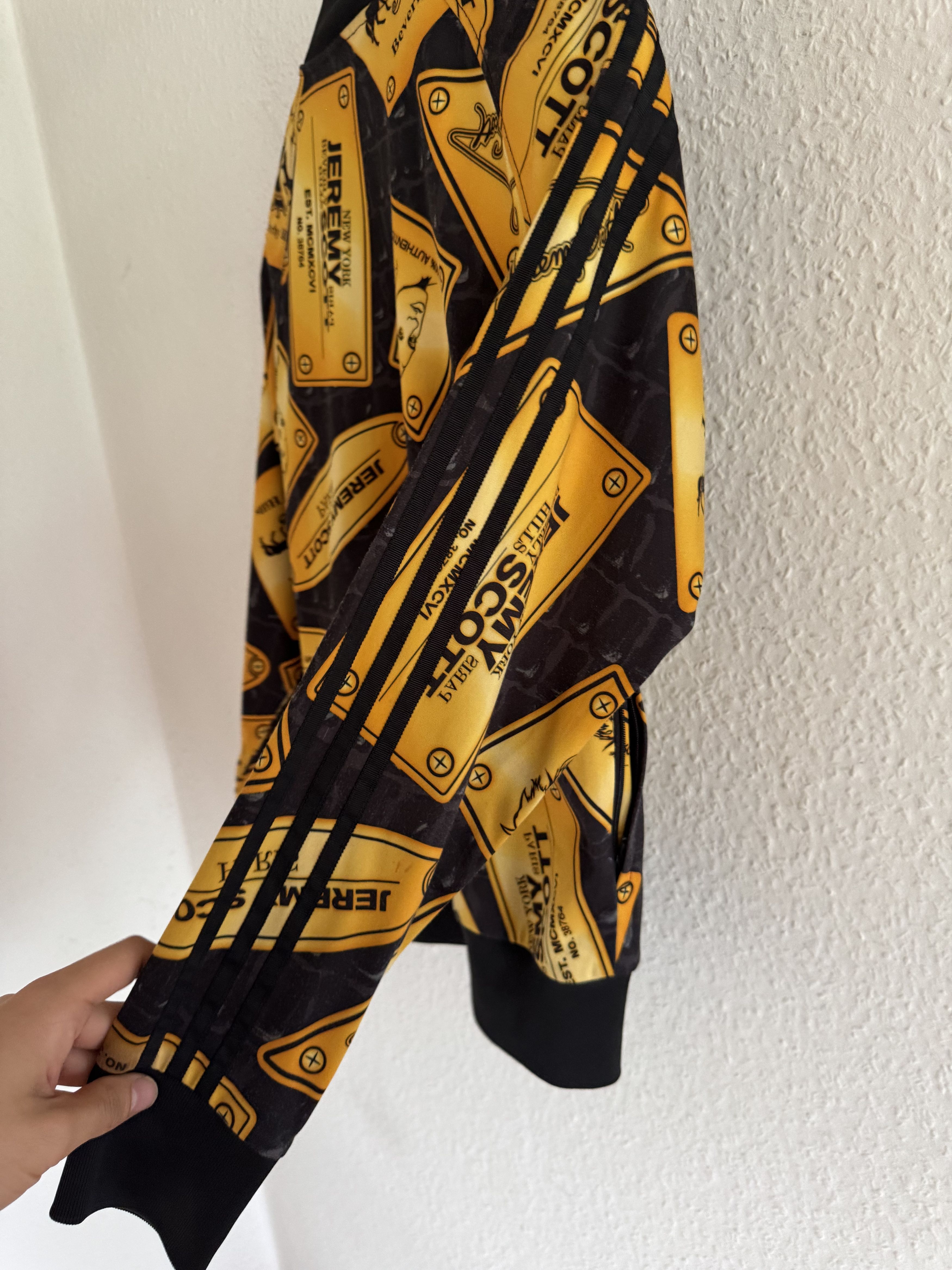 Adidas × Jeremy Scott Gold Plaque Print Track Jacket Size US S / EU 44-46 / 1 - 18 Thumbnail