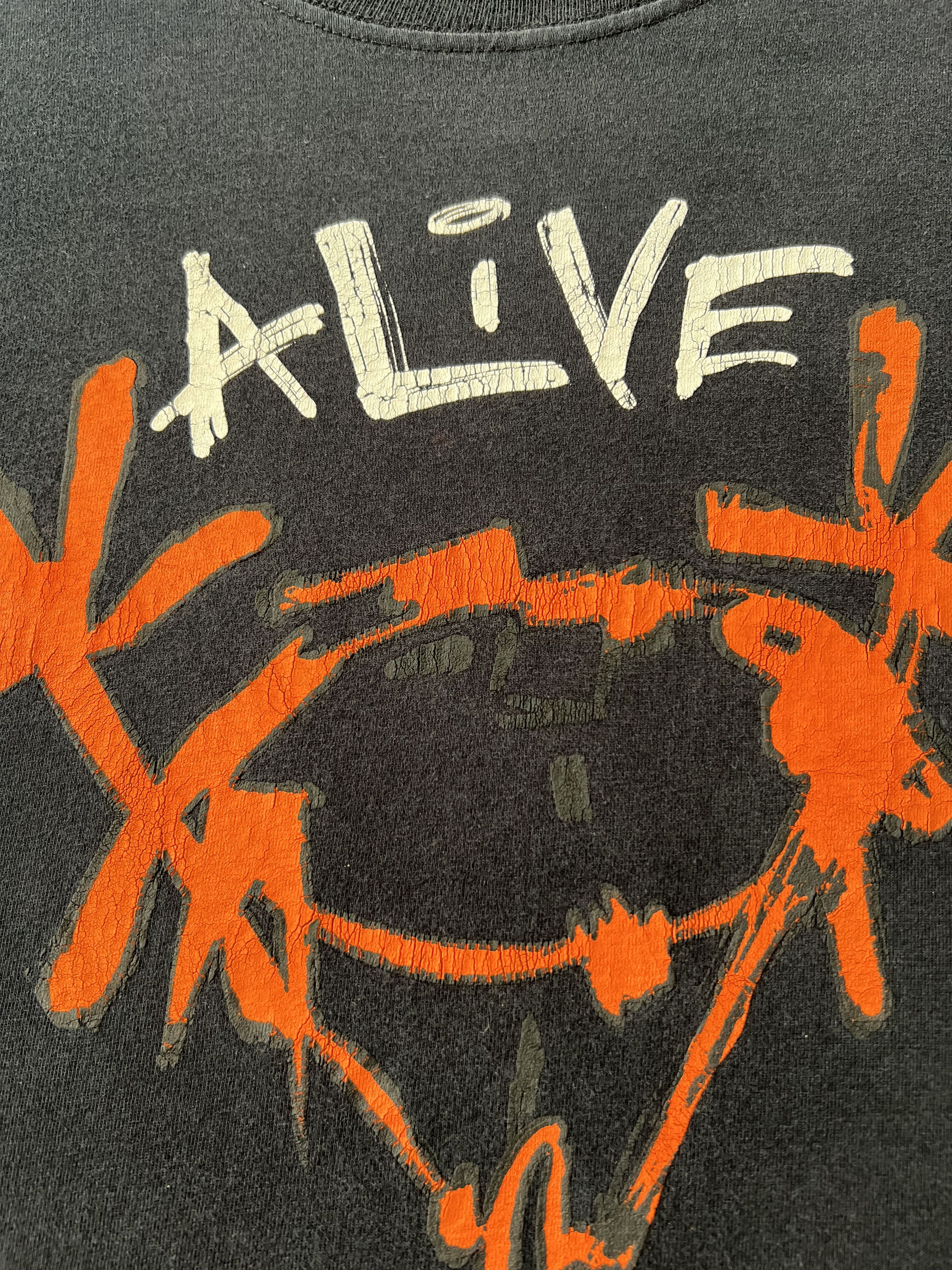 Band Tees Vintage 90s Pearl Jam Alive Black Long Sleeve T-shirt Size US XL / EU 56 / 4 - 6 Thumbnail
