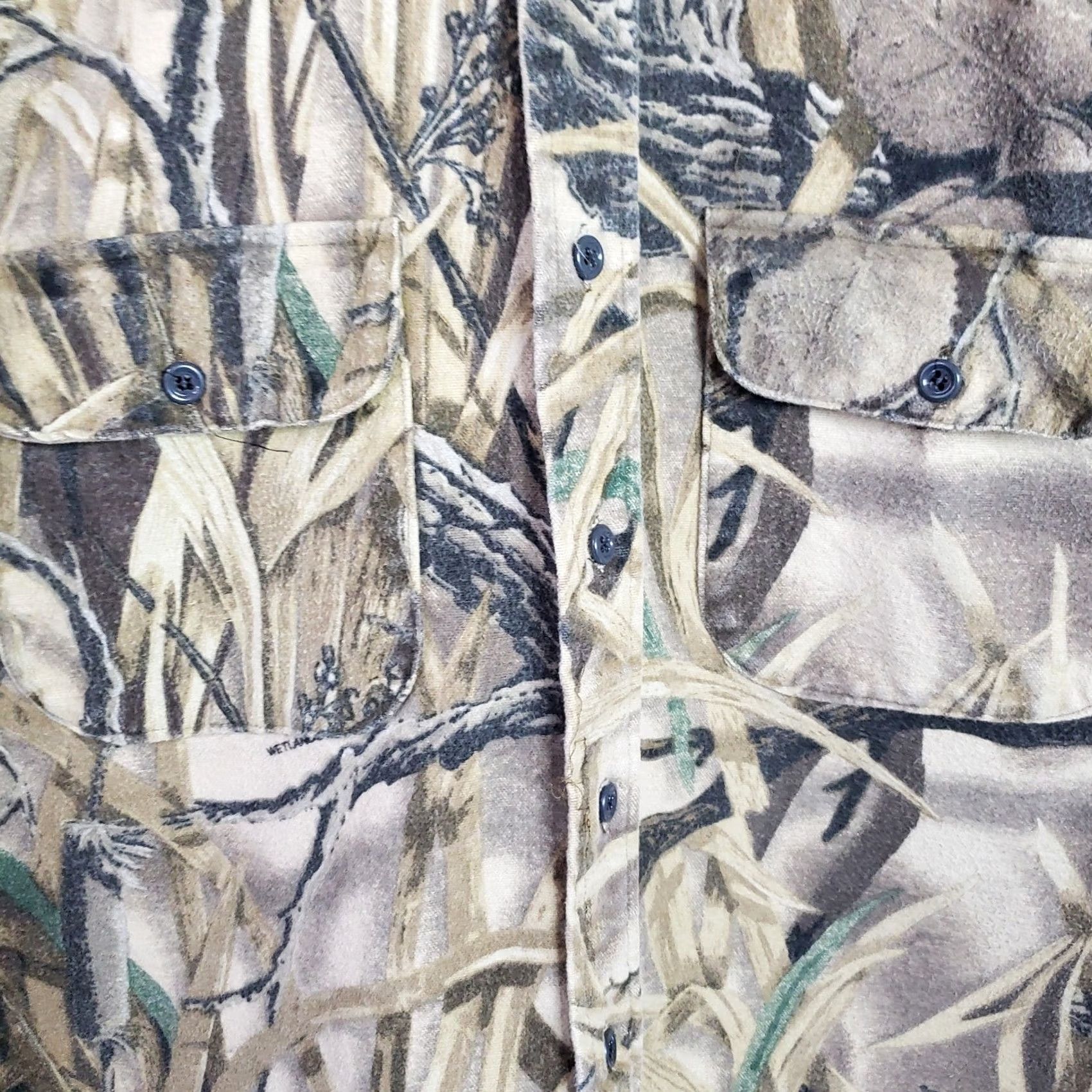 Vintage VINTAGE Winter Run Chamois Flannel Shirt Men's L Long Sleeve Faded Green Camo Button-Up Heavyweight USA Hunt Fishing Duck Blind Size US L / EU 52-54 / 3 - 7 Thumbnail