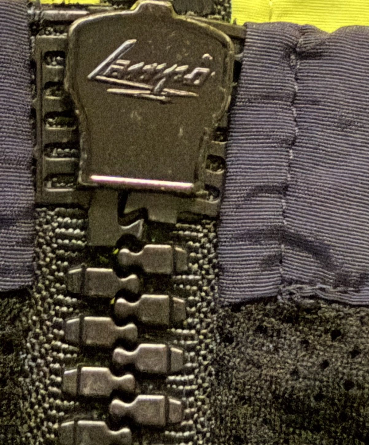 Vetements Vetements F/W19 Hi-Vis Anarchy Reflective Parka Size US XXL / EU 58 / 5 - 15 Thumbnail