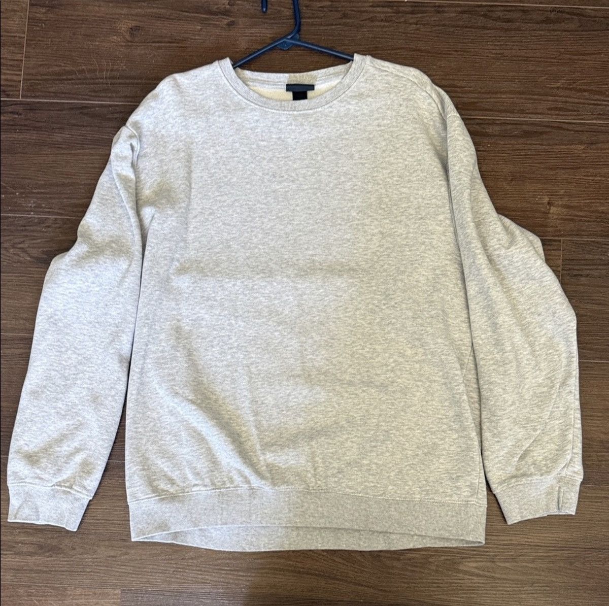 H&M H&M Men’s Heather Grey Crewneck Sweatshirt Size US L / EU 52-54 / 3 - 1 Thumbnail