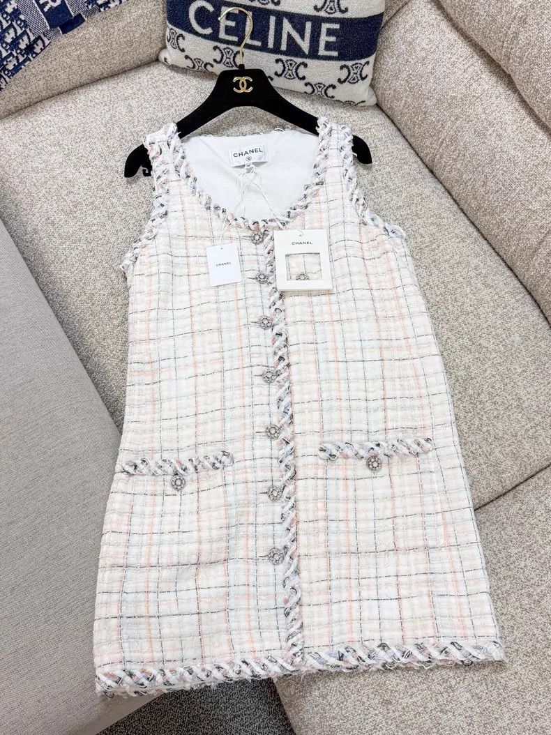 Chanel Chanel Checked tassel rolled edge tweed diamond buckle sle Size XS / US 0-2 / IT 36-38 - 2 Thumbnail