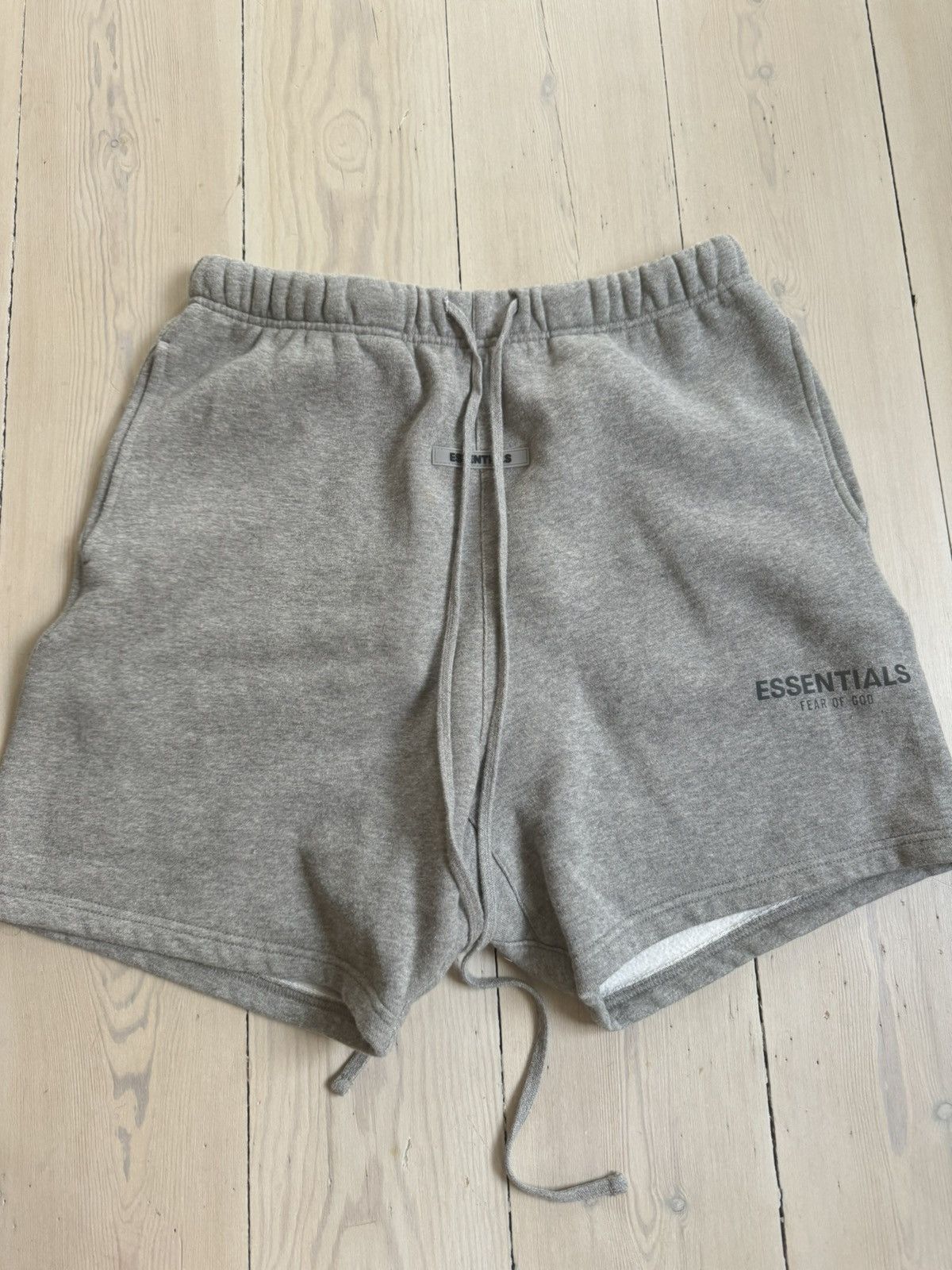 Essentials × Fear of God Fear of god essentials short Size US 32 / EU 48 - 1 Thumbnail