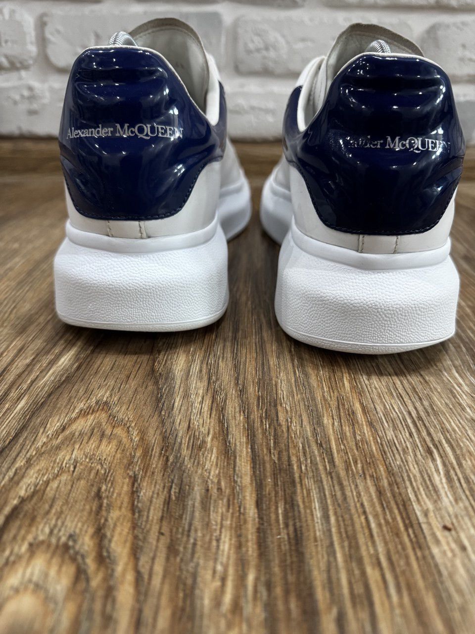 Alexander McQueen Alexander McQueen Oversized Sneakers Size 40 Size US 9 / IT 39 - 11 Thumbnail