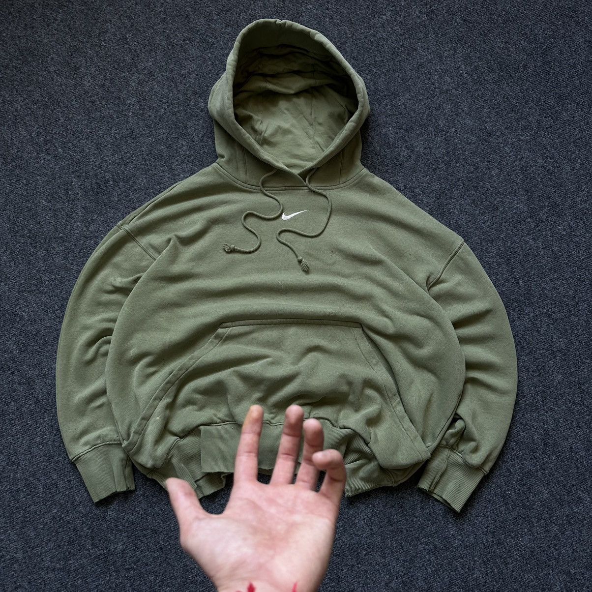 Y/Project VTG Nike Hoodie Centre Logo Size L Trashed Olive 00s USA Hyp Size US L / EU 52-54 / 3 - 3 Thumbnail
