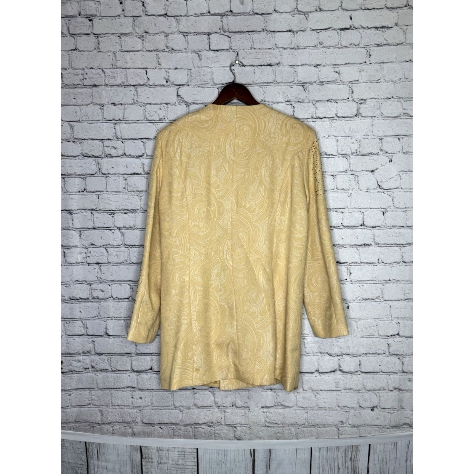 Vintage VINTAGE Psalm CIV Blazer, Tank, And Skirt Set 16 Gold 3 Piece Suit Skirt Women Mens? Size 38" / US 16 / IT 52 - 3 Thumbnail