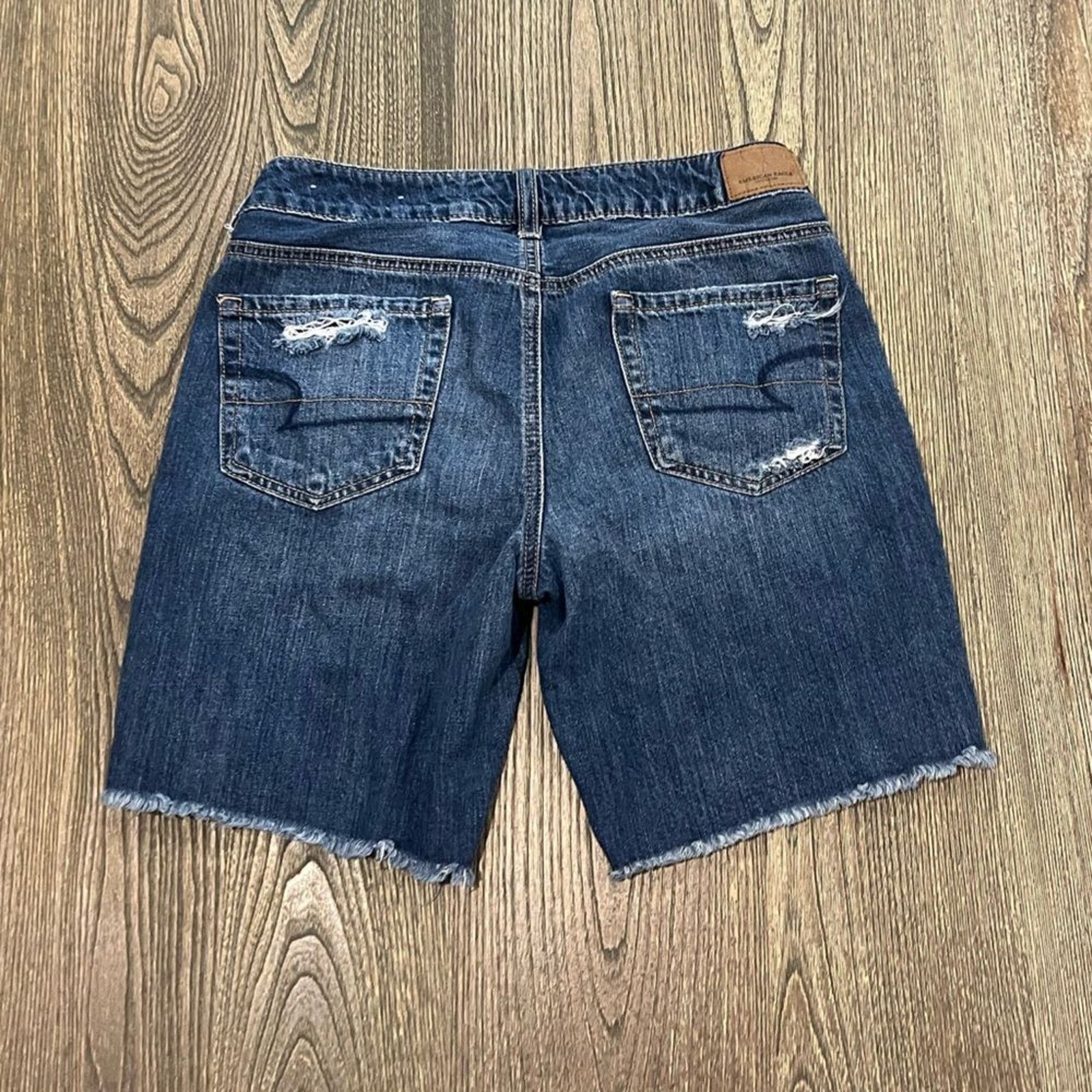 American Eagle Outfitters American Eagle Tomgirl Bermuda Shorts High Rise Distressed 2 Size 26" / US 2 / IT 38 - 7 Thumbnail