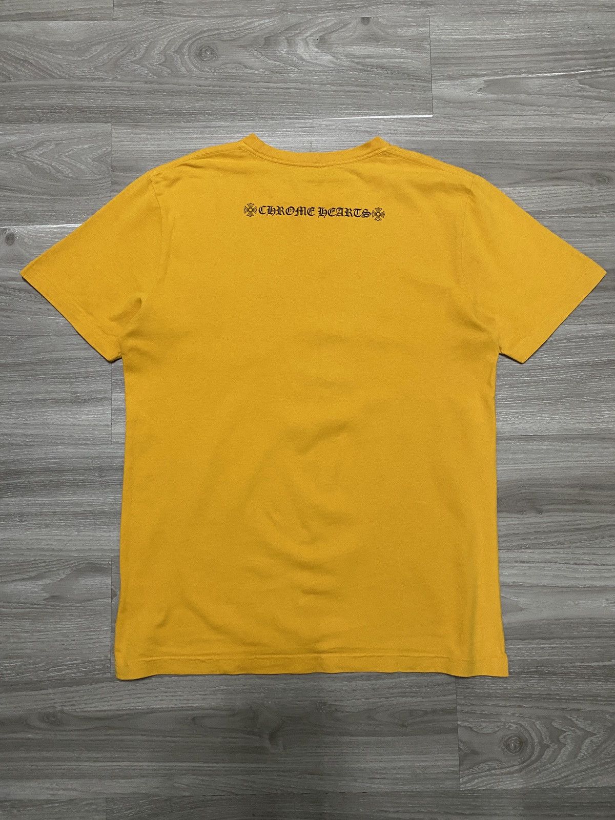 Chrome Hearts LIKE NEW RARE - MUSTARD YELLOW CROSS PLUS CHROME HEARTS TEE Size US M / EU 48-50 / 2 - 1 Thumbnail