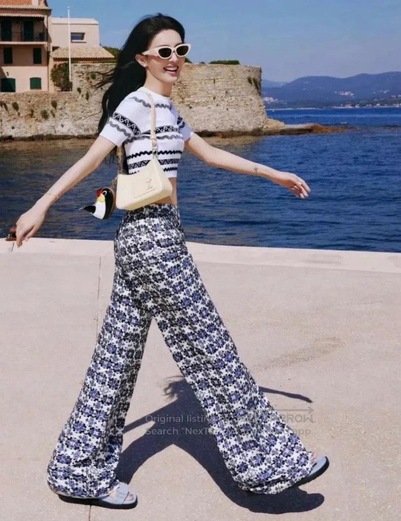 Louis Vuitton Louis Vuitton Blue Full Flower Jeans Size US 36 / EU 52 - 8 Thumbnail