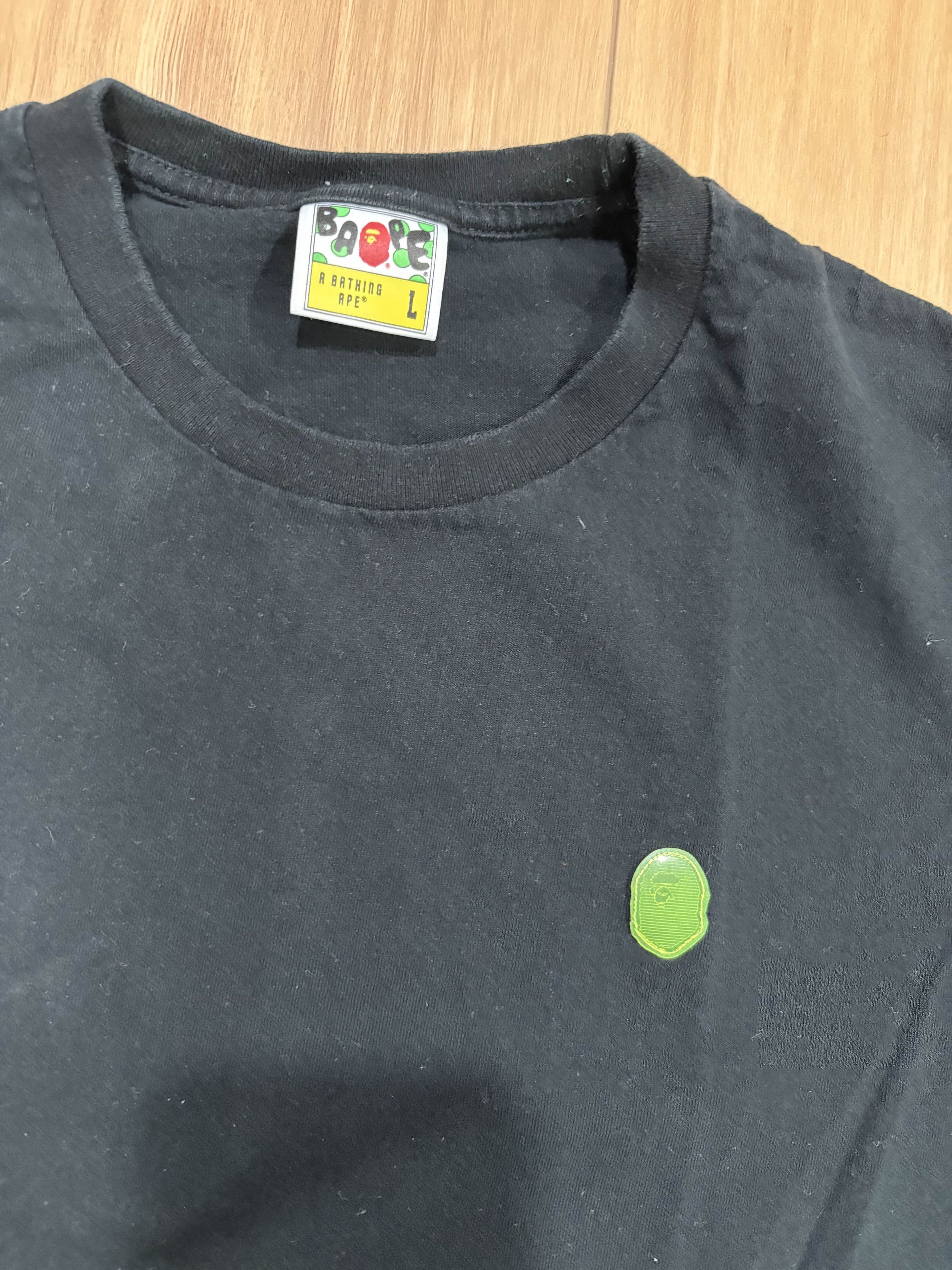 Bape A Bathing Ape Bape T-Shirt Neon Green Logo Patch Black Size US L / EU 52-54 / 3 - 2 Thumbnail
