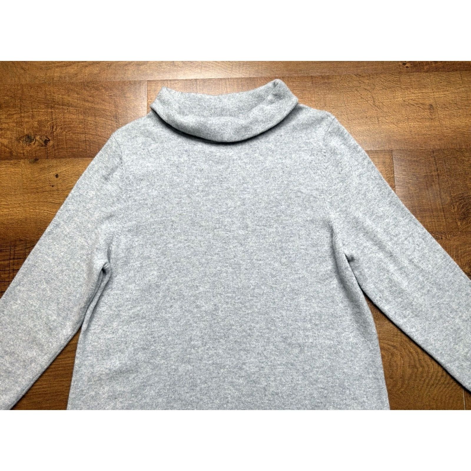 Talbots TALBOTS Heather Gray XL Cashmere Long Sleeve Sweater Size XL / US 12-14 / IT 48-50 - 2 Thumbnail