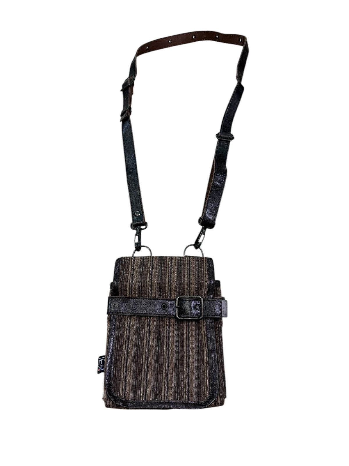 VINTAGE AGILITY STRIPE CROSSBODY BAG