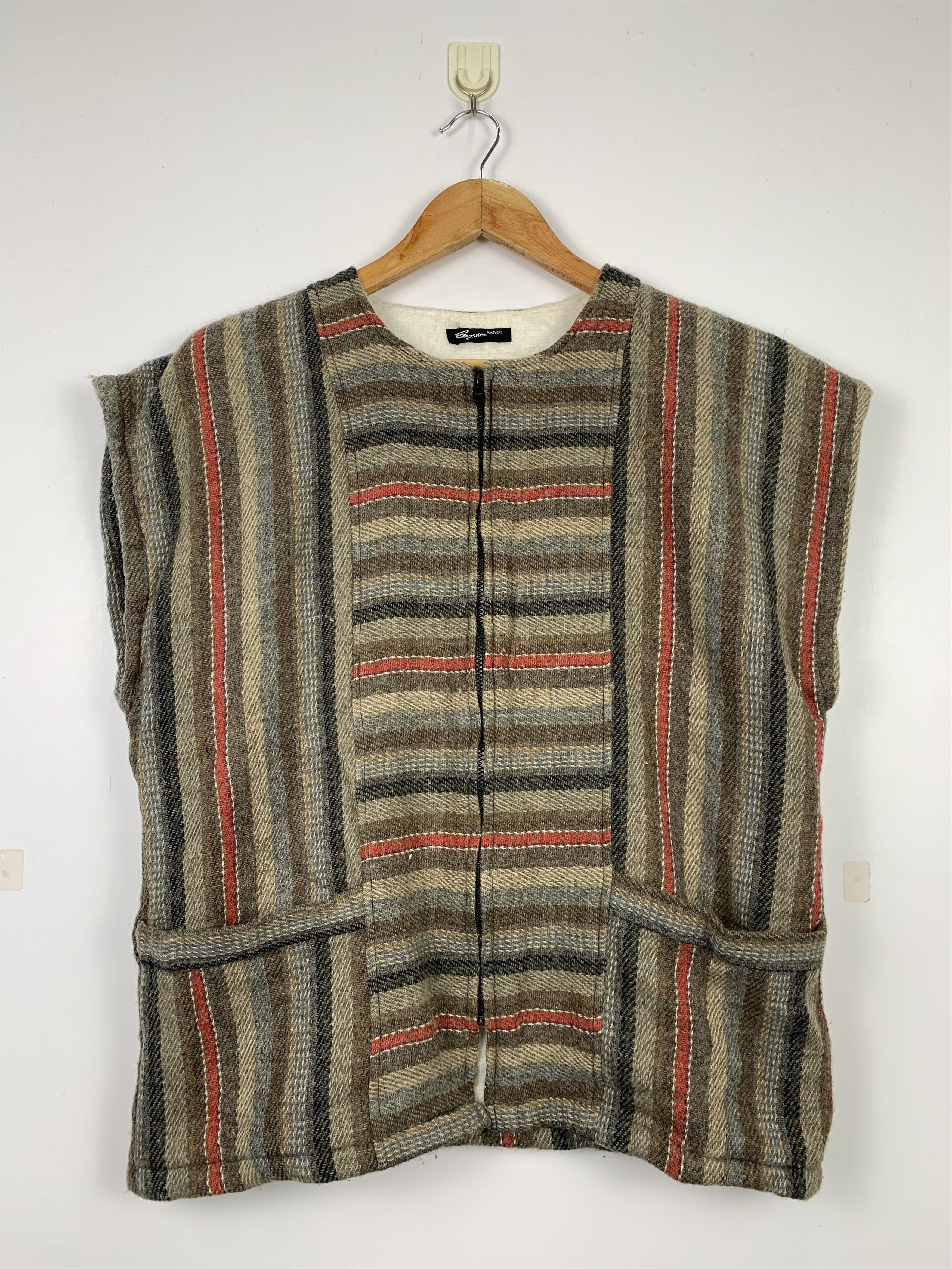 Japanese Brand Vintage 80s Wool Striped Vest Hippies Style J1321 Size US M / EU 48-50 / 2 - 1 Thumbnail