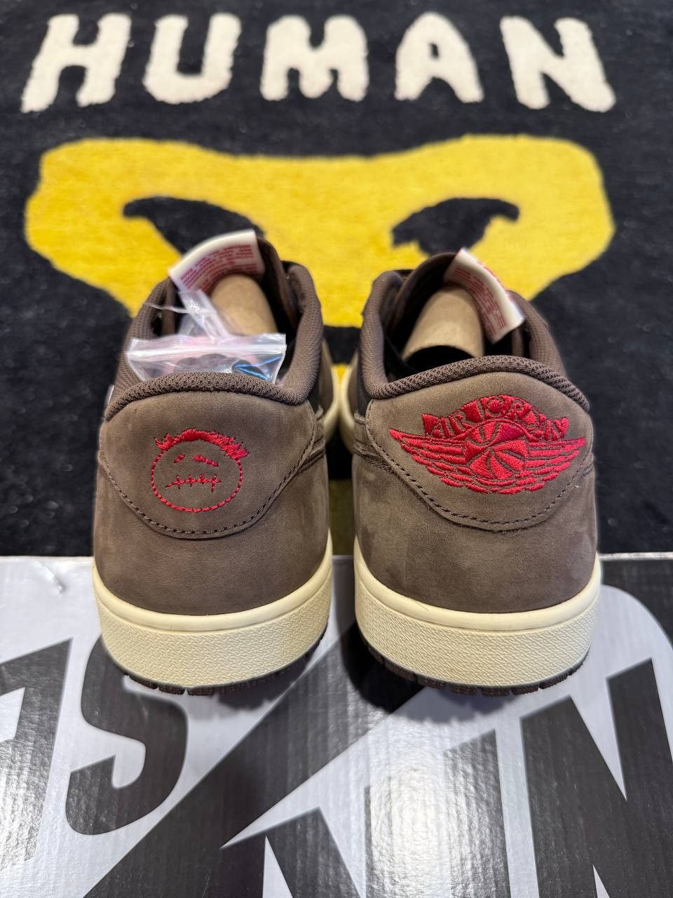 Nike × Travis Scott Jordan 1 Low OG SP Travis Scott Mocha (2019) CQ4277-001 Size US 14 / EU 47 - 5 Thumbnail