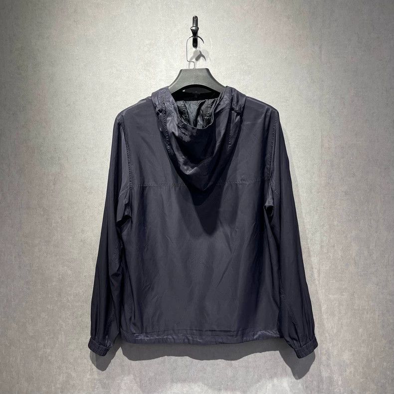 Louis Vuitton LOUIS VUITTON Reversible hooded jacket with full logo print Size US S / EU 44-46 / 1 - 2 Thumbnail