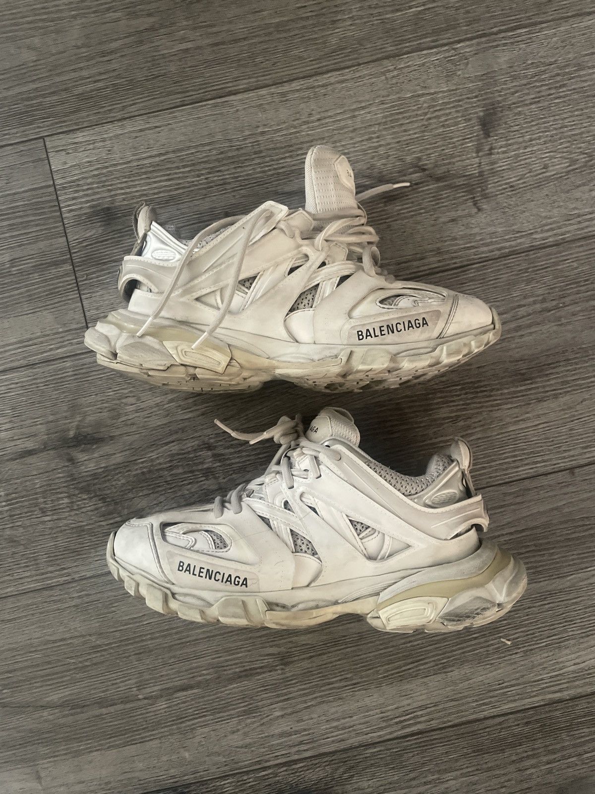 Balenciaga Balenciaga white tracks Size US 6 / EU 39 - 1 Thumbnail