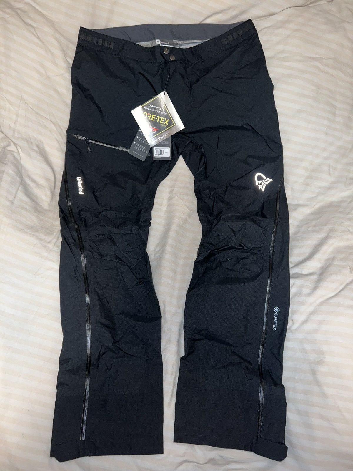 Norrona Falketind GORE-TEX Pants Size US 34 / EU 50 - 1 Thumbnail