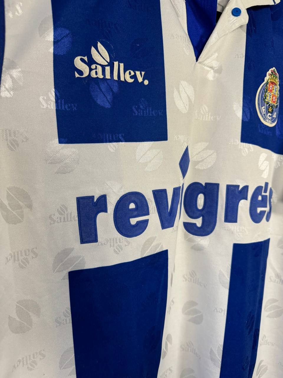 Vintage 90's Vintage FC Porto 1995/96 Saillev Special Soccer Jersey Size US L / EU 52-54 / 3 - 7 Thumbnail