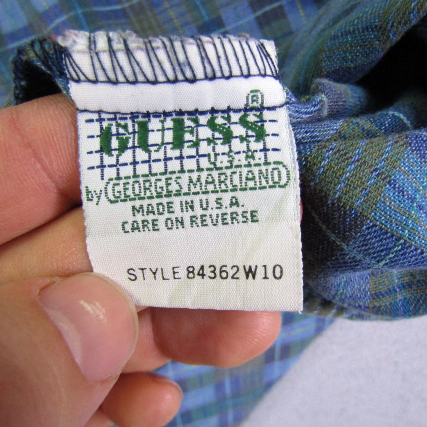 Guess VINTAGE GUESS Button-Up Shirt Mens Large Blue Plaid Twill Long Sleeve Flap Pockets Made in USA Size US L / EU 52-54 / 3 - 6 Thumbnail