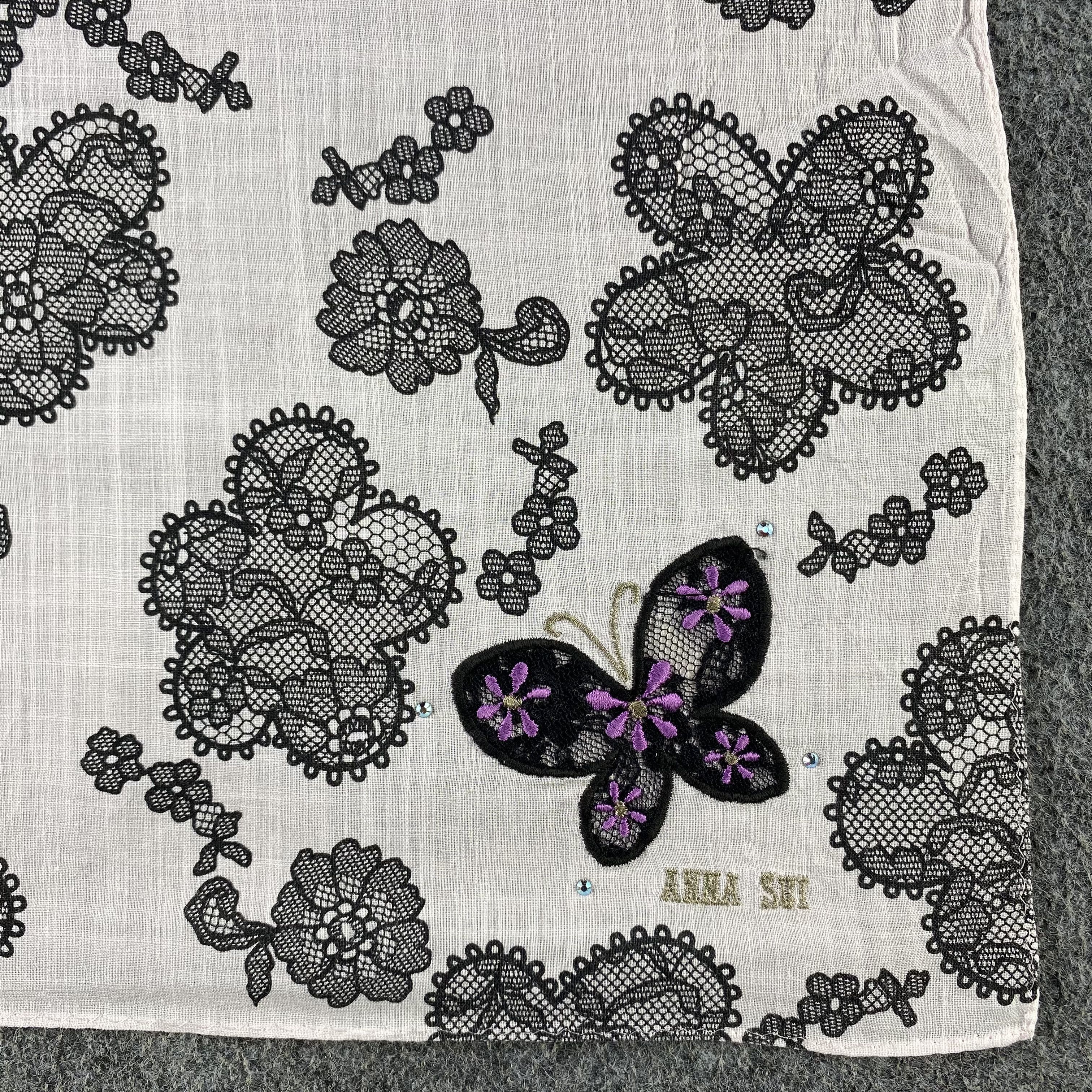 Anna Sui Anna Sui Handkerchief/Neckerchief/Bandana HC530 Size ONE SIZE - 3 Thumbnail