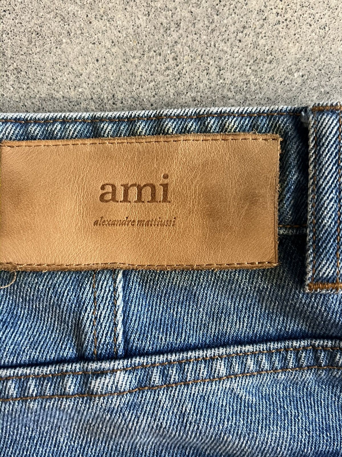 AMI Ami tapered fit denim jeans Size US 34 / EU 50 - 6 Thumbnail