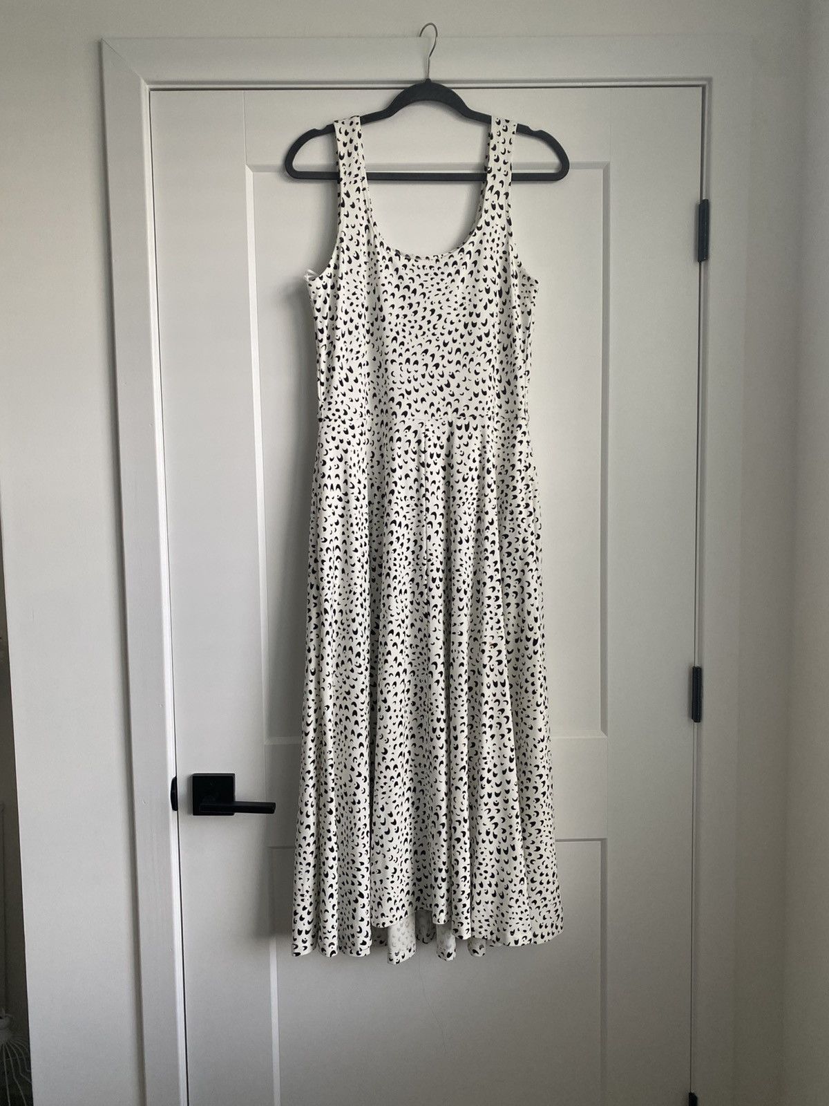 Alfani Alfani Printed Black & White Tank Top Midi Waves Dress Size L / US 10 / IT 46 - 2 Thumbnail