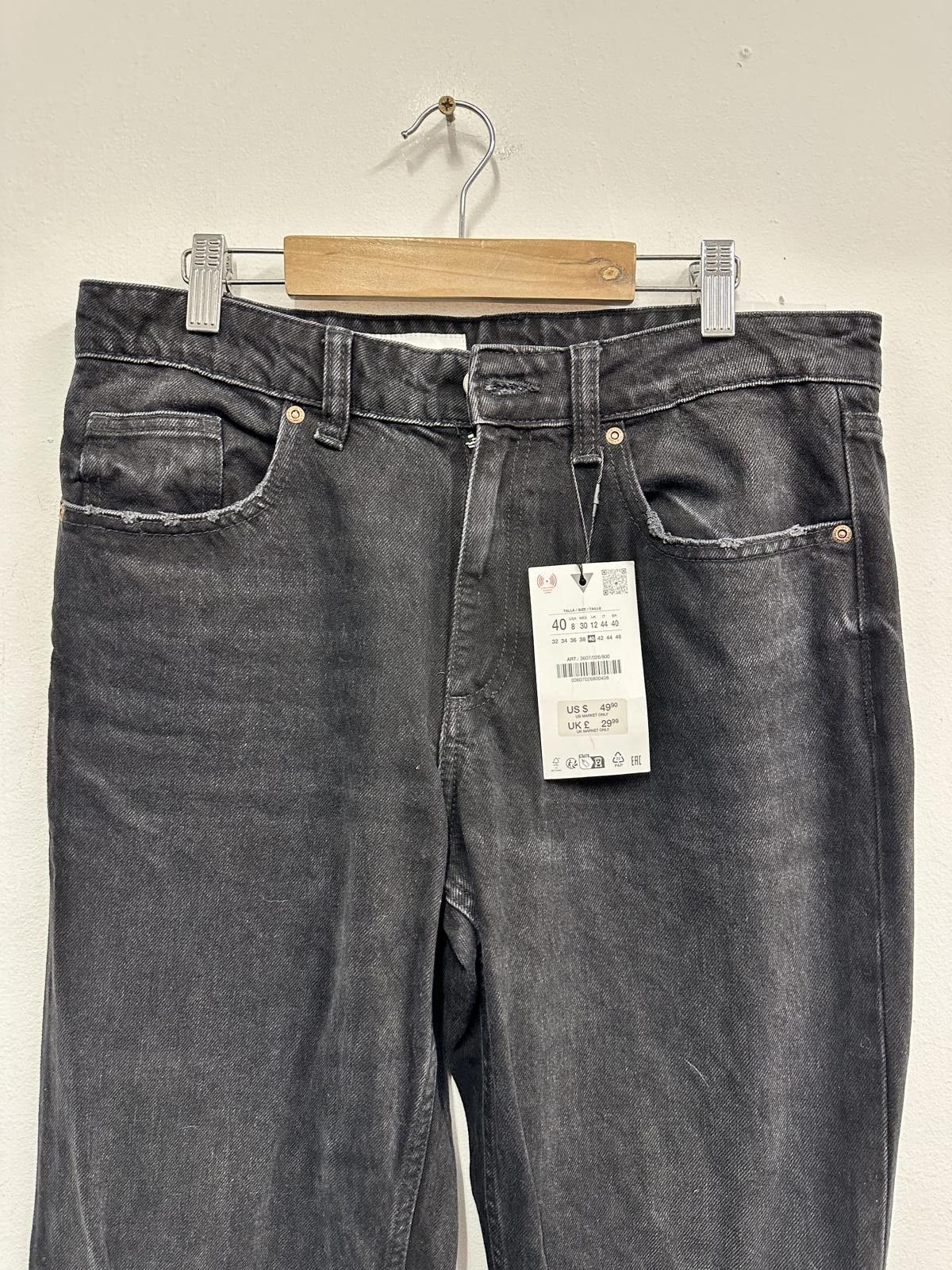 Zara Zara Black Straight Leg Jeans Size 40 EU / UK 12 / US 8 Size US 32 / EU 48 - 1 Thumbnail