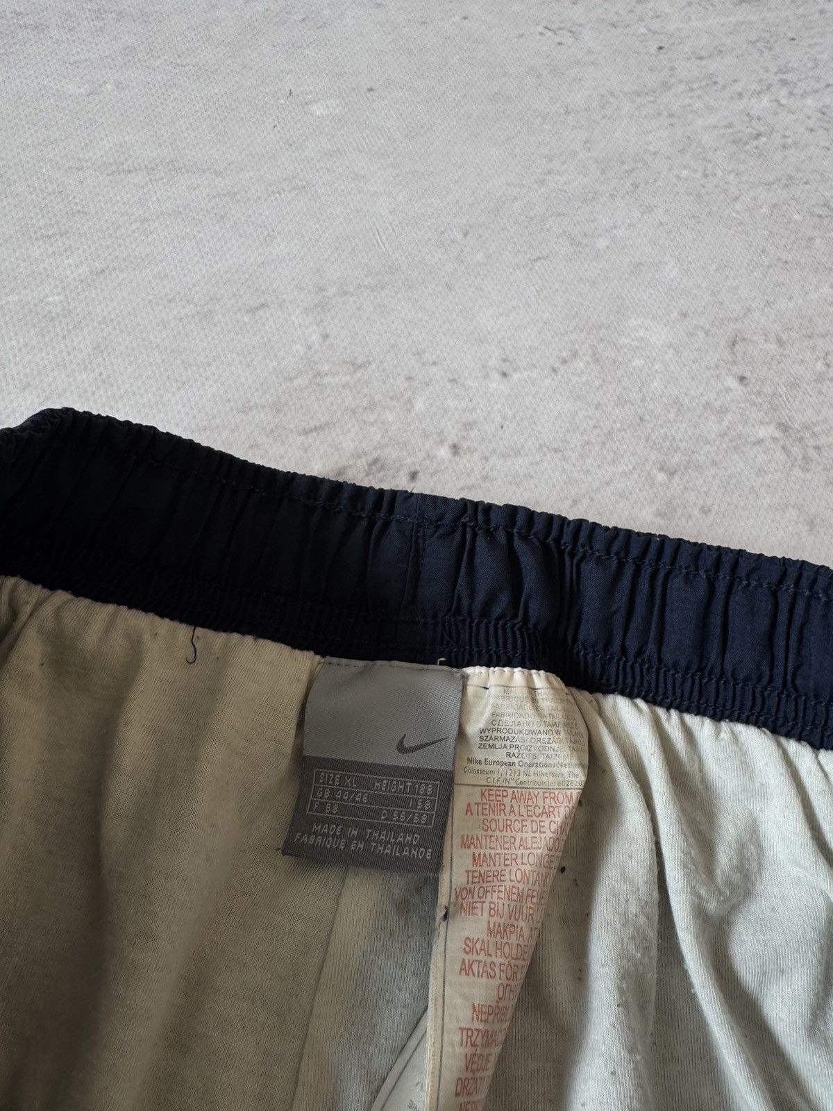 Nike × Vintage NIKE NYLON VINTAGE Y2K OVERSIZE BAGGY FIT PANTS SWEATPANTS Size US 34 / EU 50 - 5 Thumbnail