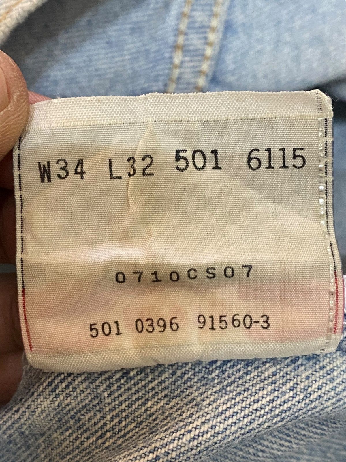 Levi's Vintage Clothing Vintage levis 501 90’s Grunge Distressed Loose Jeans Size US 34 / EU 50 - 22 Thumbnail