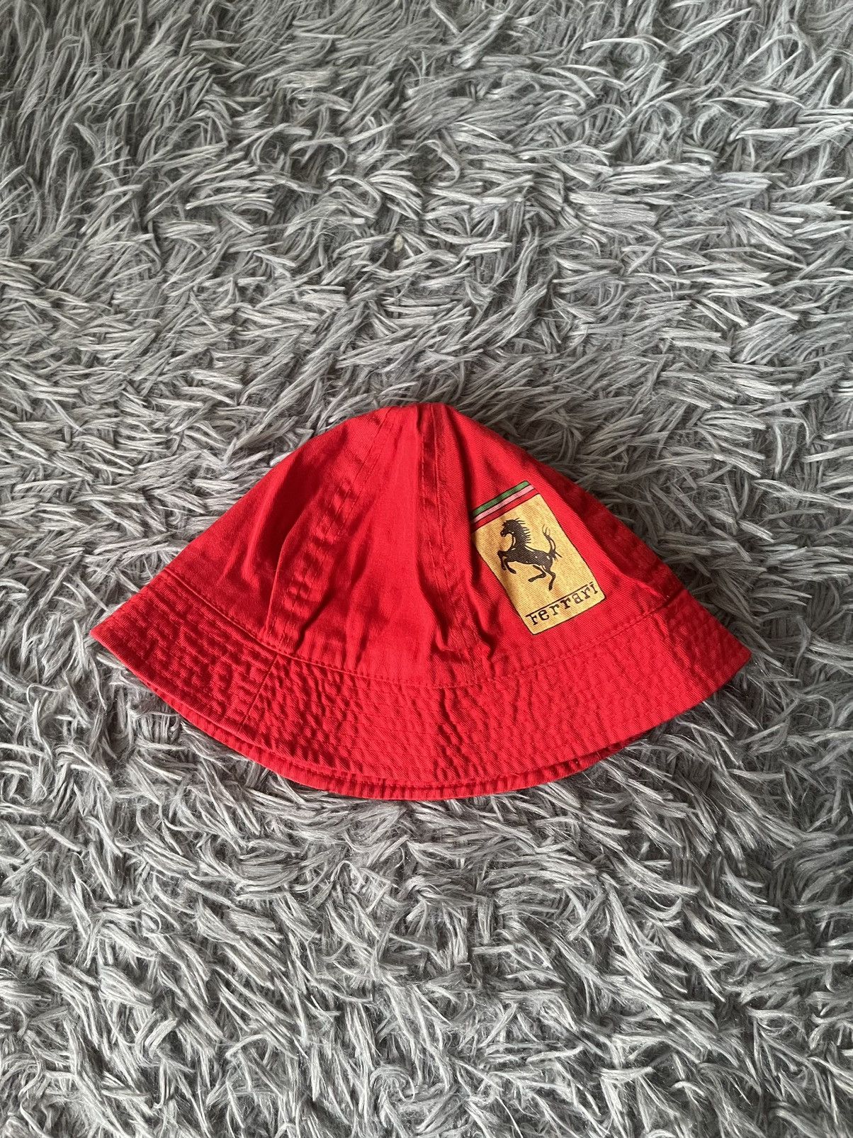 Vintage Ferrari Turbo online 1 Bucket Hat Unisex