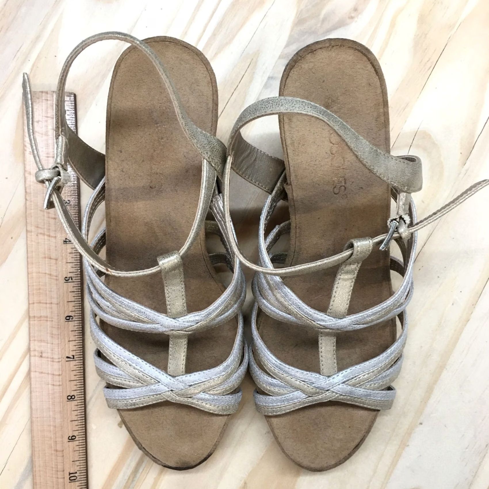 Vintage Aerosoles Sandals Womens 9 Plush Slingback Silver Open Toe Wedge Heels Casual Size US 9 / IT 39 - 6 Thumbnail
