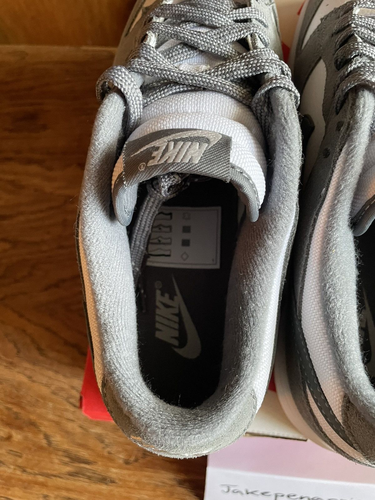 Nike Nike Dunk Low, white & smoke grey Size US 9 / EU 42 - 15 Thumbnail