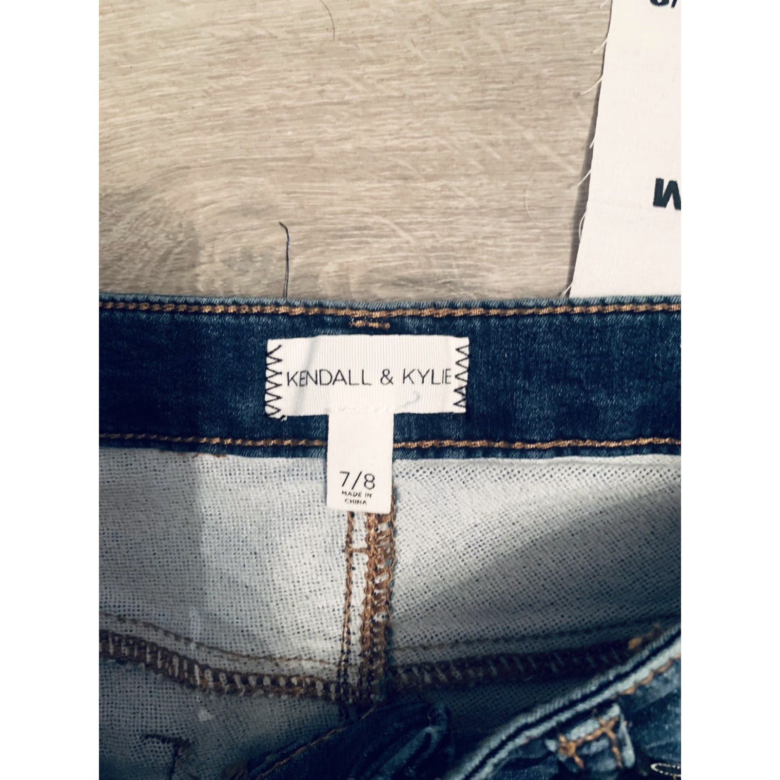 Vintage Kendall & Kylie Kontent Mid Rise blue Skinny Jeans 27 NWT Teens Jeans Cropped Regular Inseam 28 Mens Womens Girls Boys Size 27" / US 4 / IT 40 - 4 Thumbnail