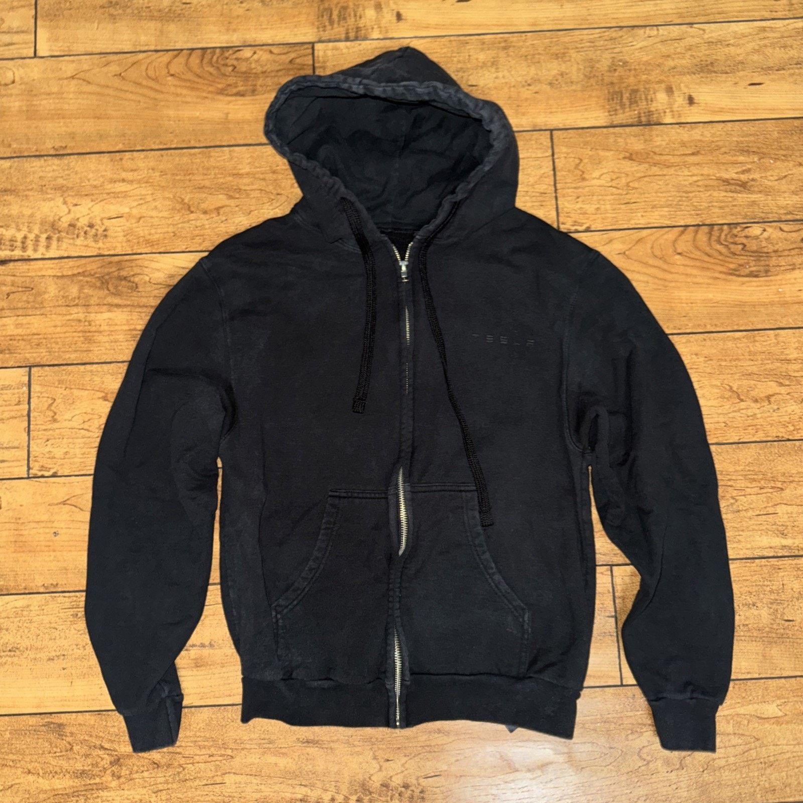 Vintage Tesla Full Zip Hoodie Black Small 17x22 Size US S / EU 44-46 / 1 - 1 Thumbnail