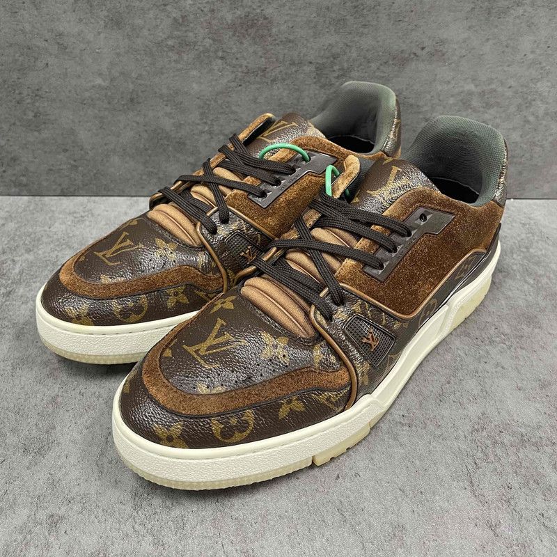 Louis Vuitton Louis Vuitton Brown Trainer Fashion Sneakers for Men 0079 Size US 8 / EU 41 - 1 Thumbnail