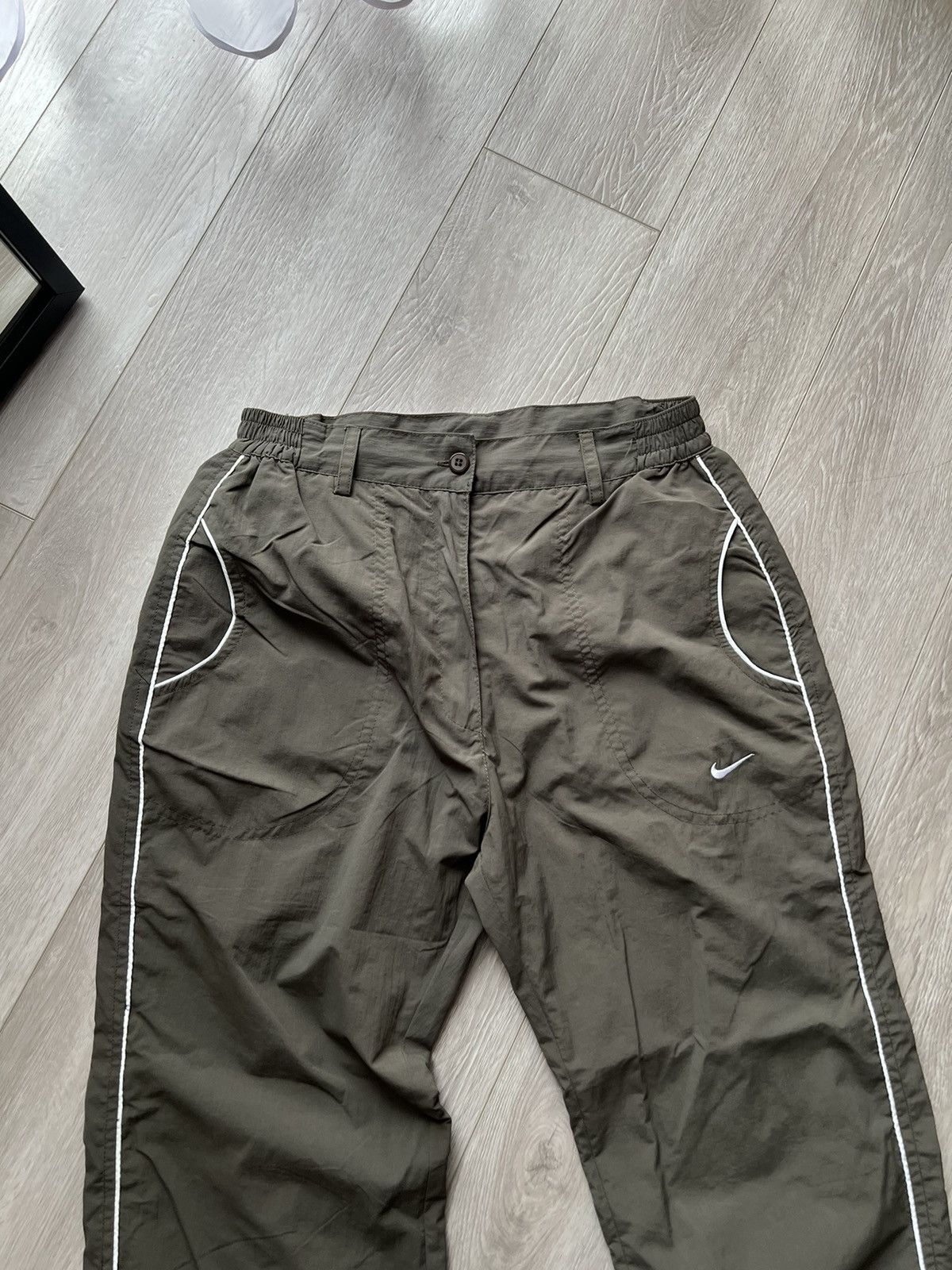 Nike × Vintage Vintage Nike Nylon Track Pants womens S parachute wide leg Size 28" / US 6 / IT 42 - 2 Thumbnail