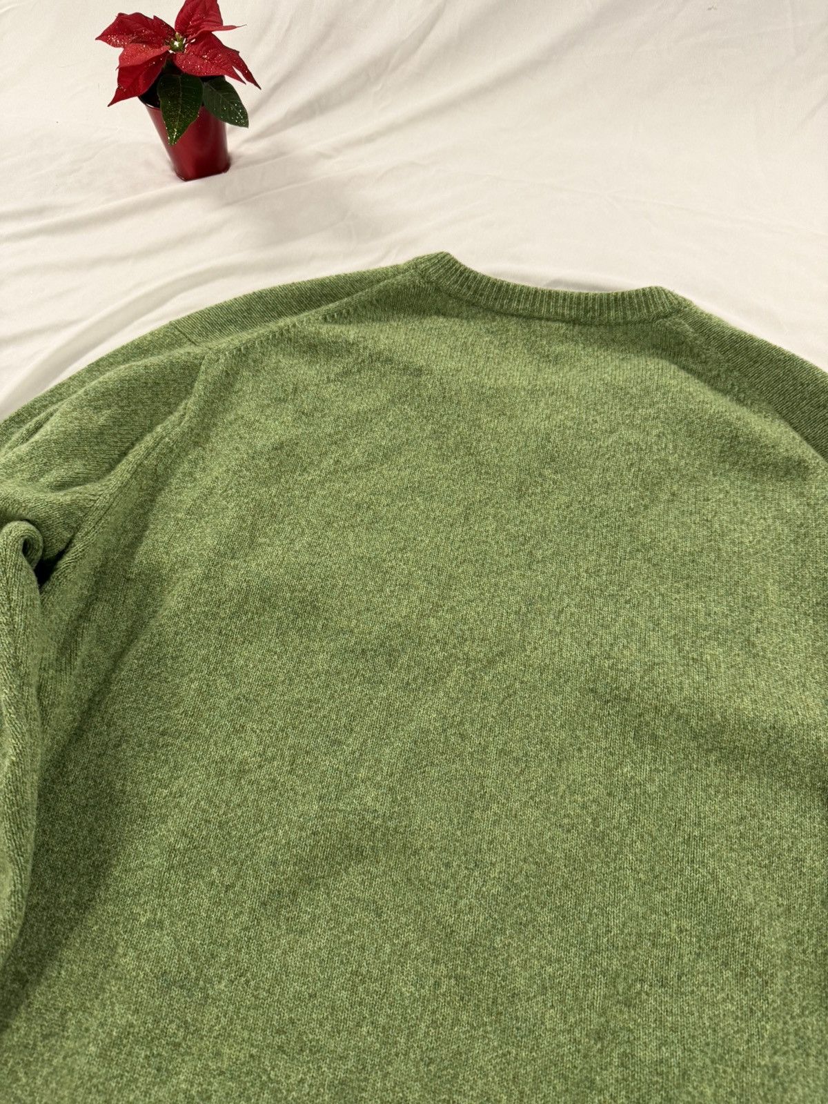 Lacoste Vintage Lacoste Knit Sweater V Neck Pullover Size 7 / L Size US L / EU 52-54 / 3 - 4 Thumbnail