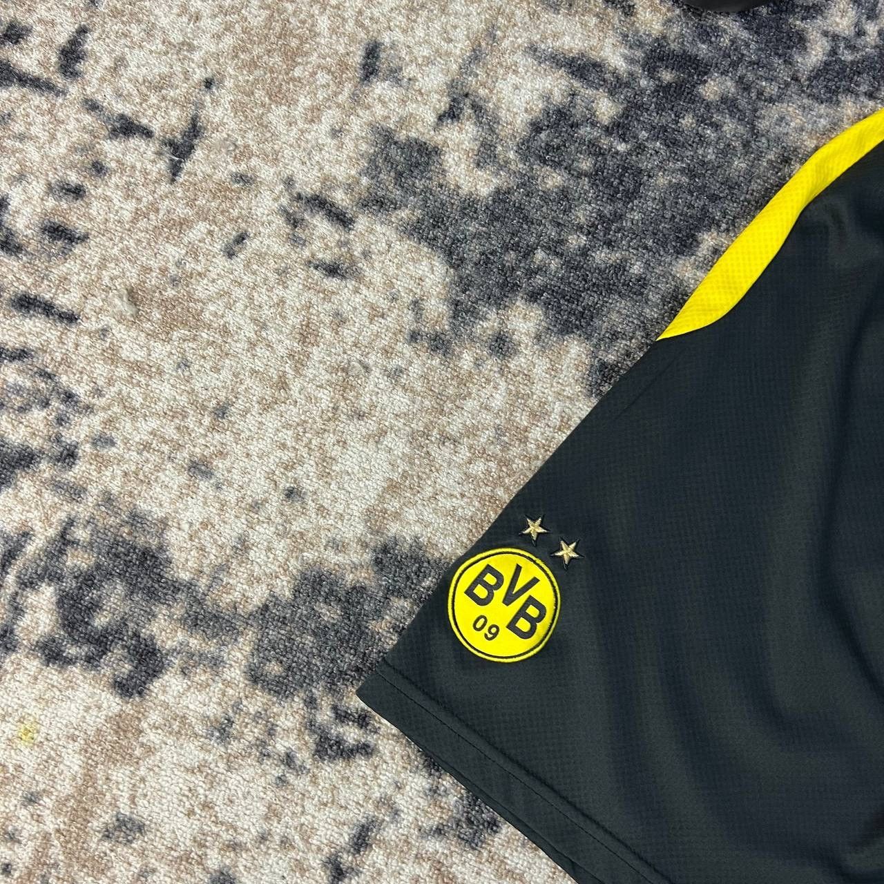 Puma Puma x Borussia Dortmund Vintage Soccer Shorts Size US 32 / EU 48 - 4 Thumbnail