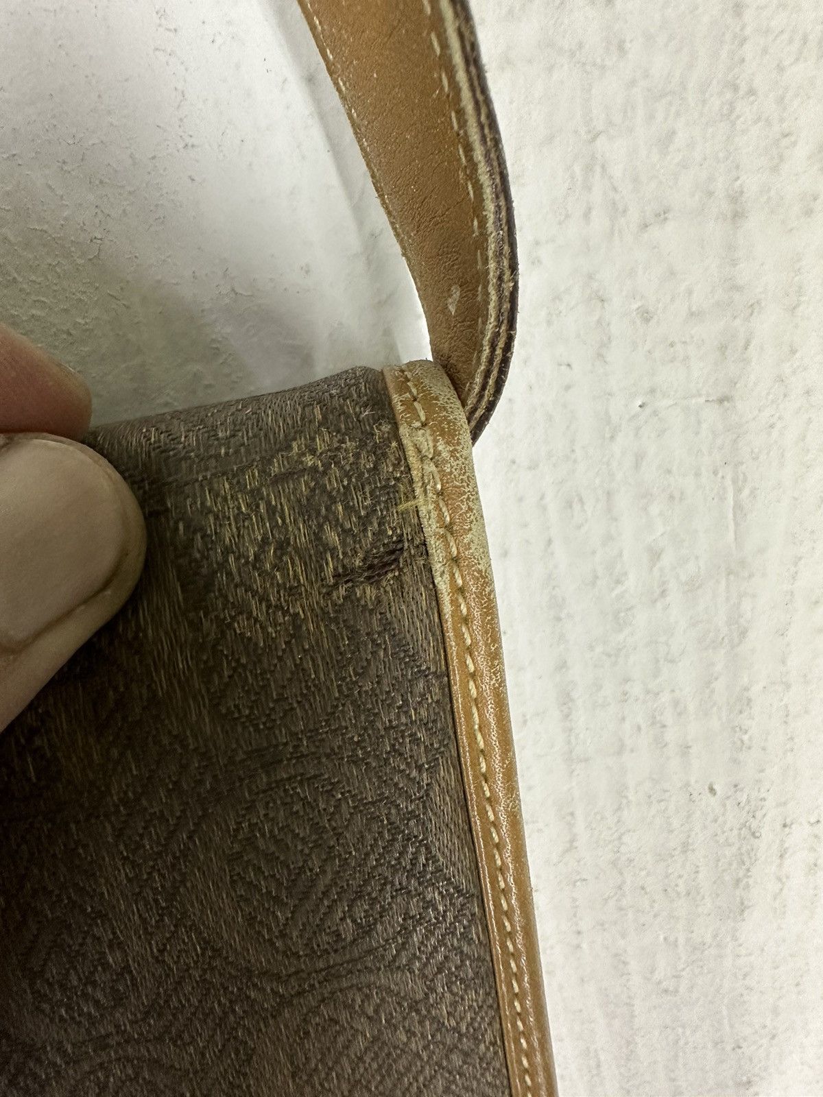 Gucci Vintage GG Gucci Shoulder Bag Size ONE SIZE - 4 Thumbnail