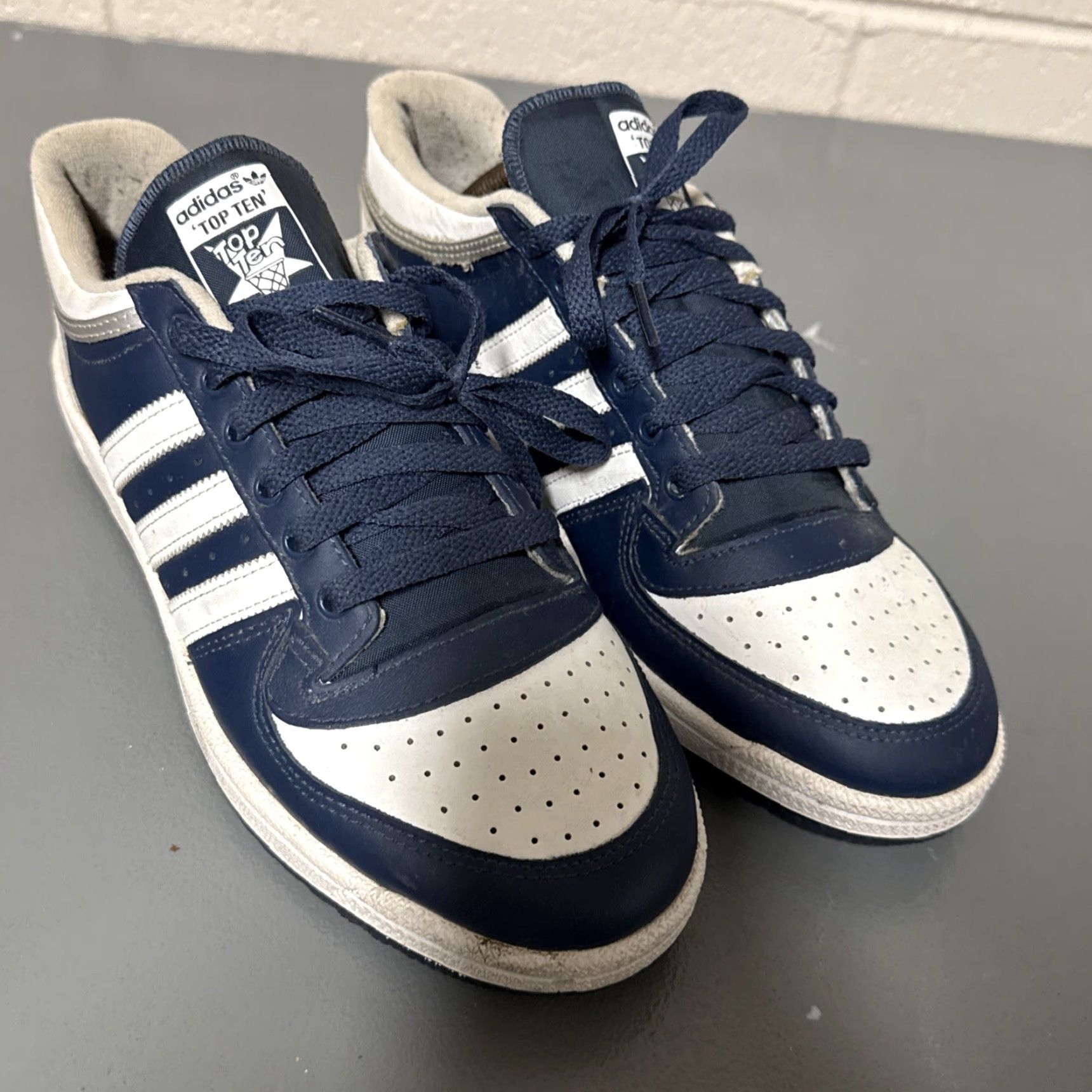 Adidas Adidas Top Ten Sneaker Men’s 9.5 White Blue Low Top Mens Athletic Shoe Size US M / EU 48-50 / 2 - 3 Thumbnail