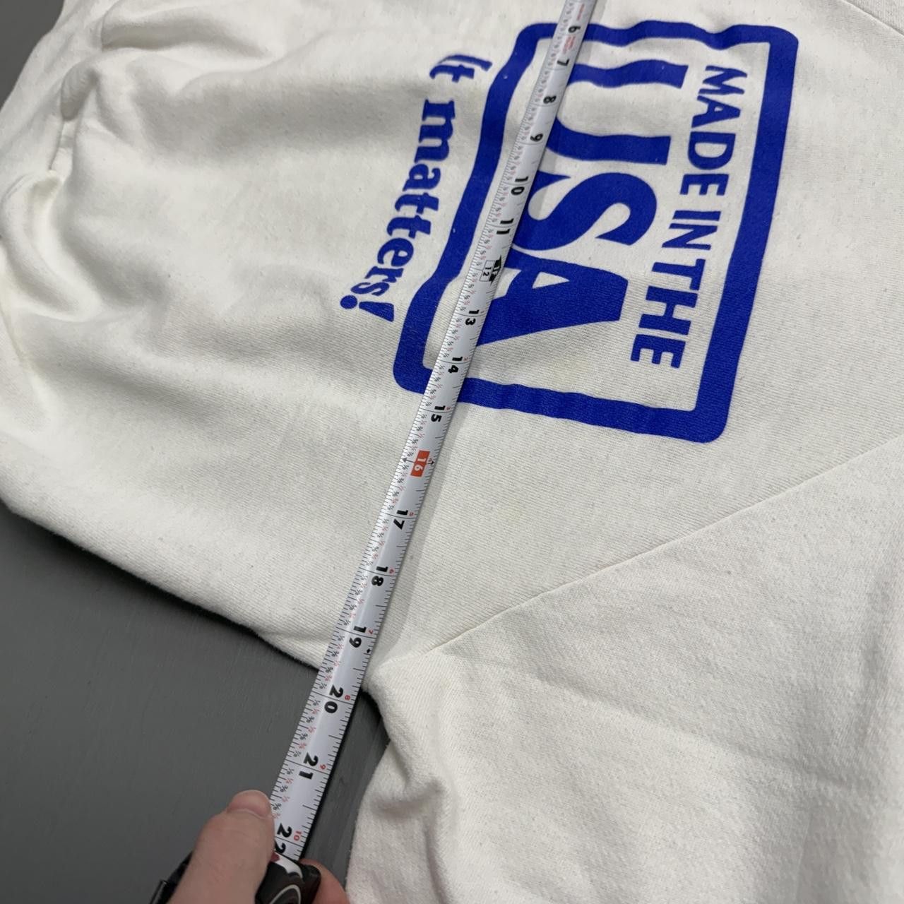 Signal Sport Vintage Made in USA It Matters White 90s Sweatshirt Large Size US L / EU 52-54 / 3 - 5 Thumbnail