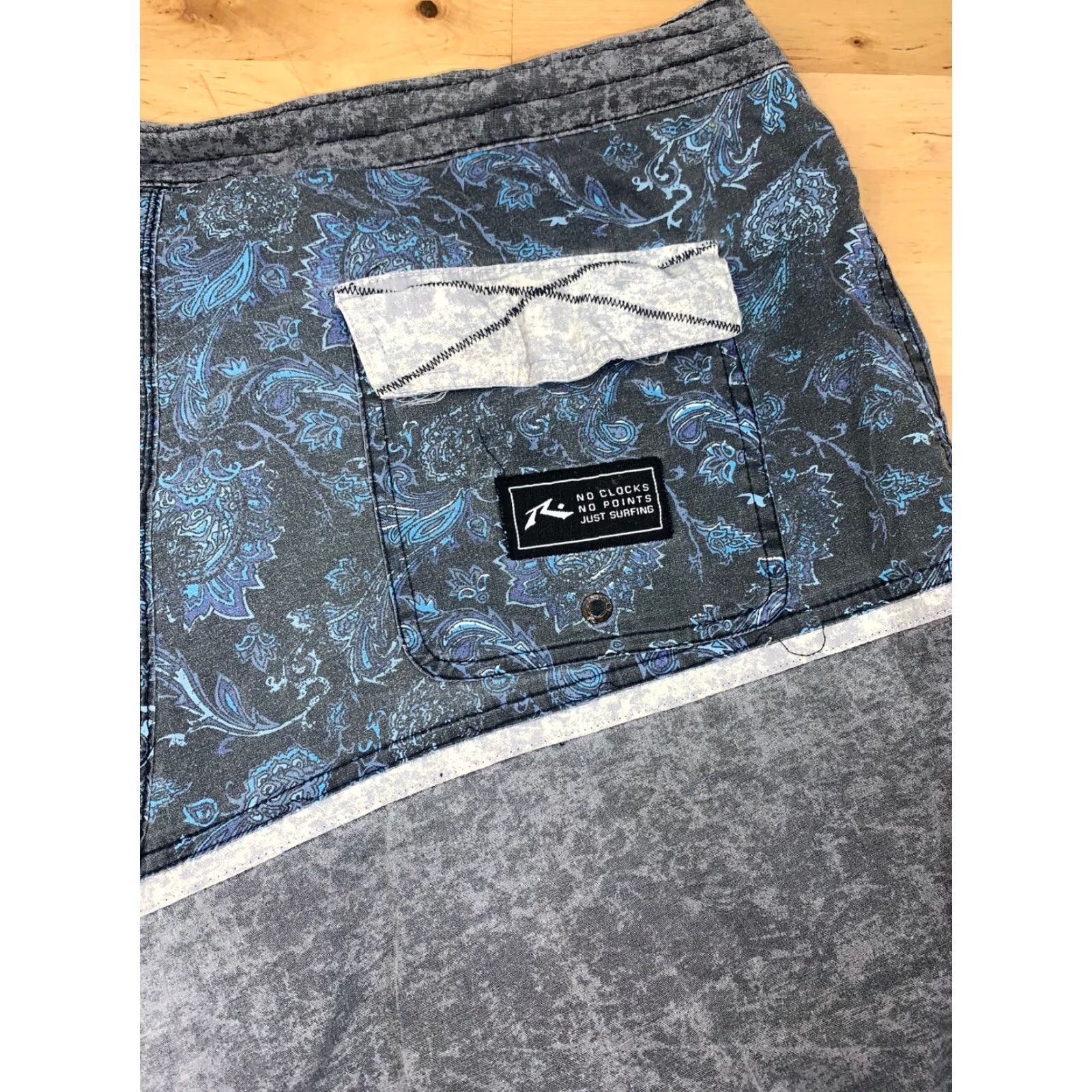Rusty Rusty Swim Shorts Bottom Men 32 Multicolor Paisley Beach Surf Trunks 2724 Size US 32 / EU 48 - 5 Thumbnail