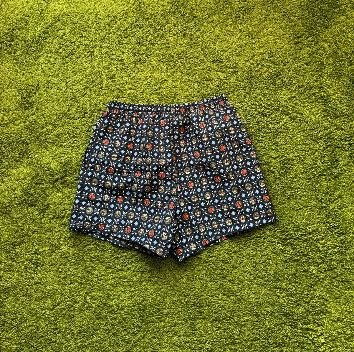Adidas × Vintage Adidas 90s vintage embroidered logo graphic shorts Size US 32 / EU 48 - 6 Thumbnail