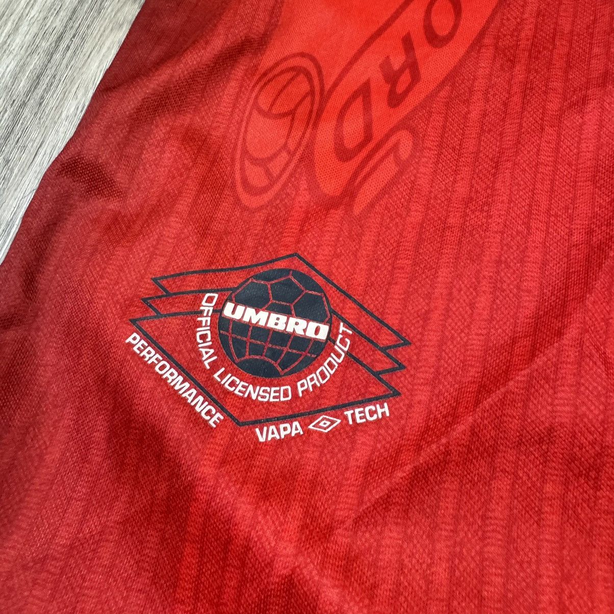 Umbro × Vintage Manchester United 97/98 home shirt #11 Giggs (Bnwt) Size US L / EU 52-54 / 3 - 7 Thumbnail